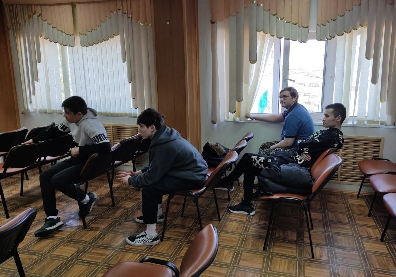 Сотрудники ОМВД России по Красноселькупскому району провели мероприятие для обучающихся 10-х классов
